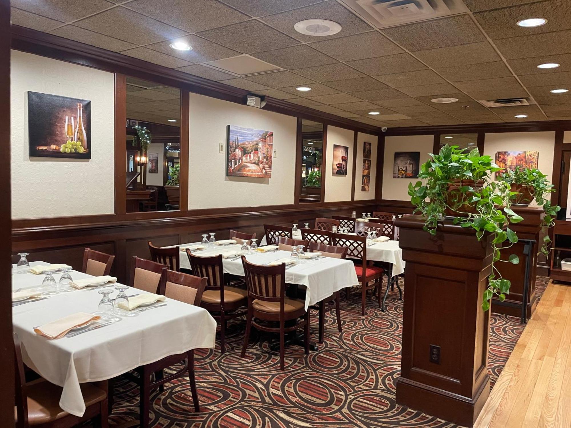 Ramada By Wyndham Seekonk Providence Area Exterior photo