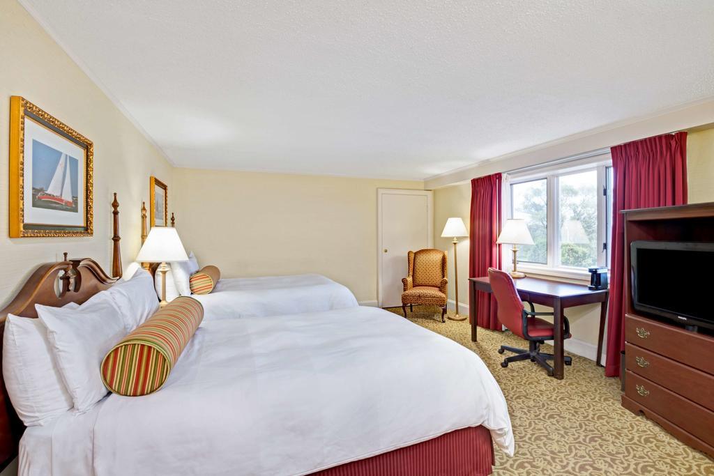 Ramada By Wyndham Seekonk Providence Area Exterior photo