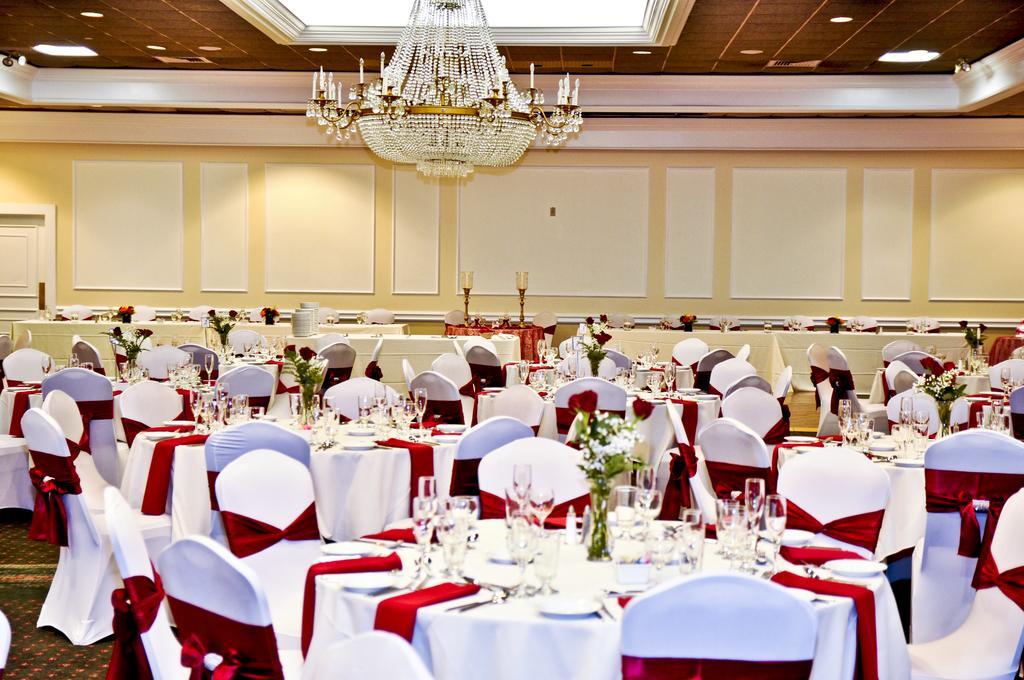 Ramada By Wyndham Seekonk Providence Area Exterior photo