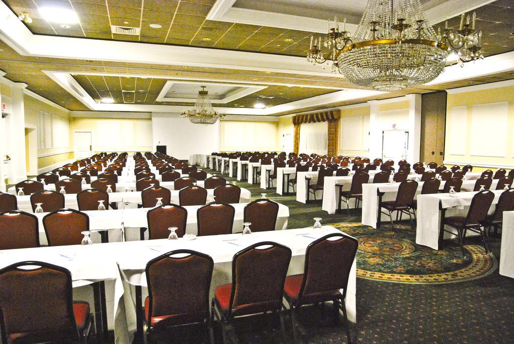 Ramada By Wyndham Seekonk Providence Area Exterior photo